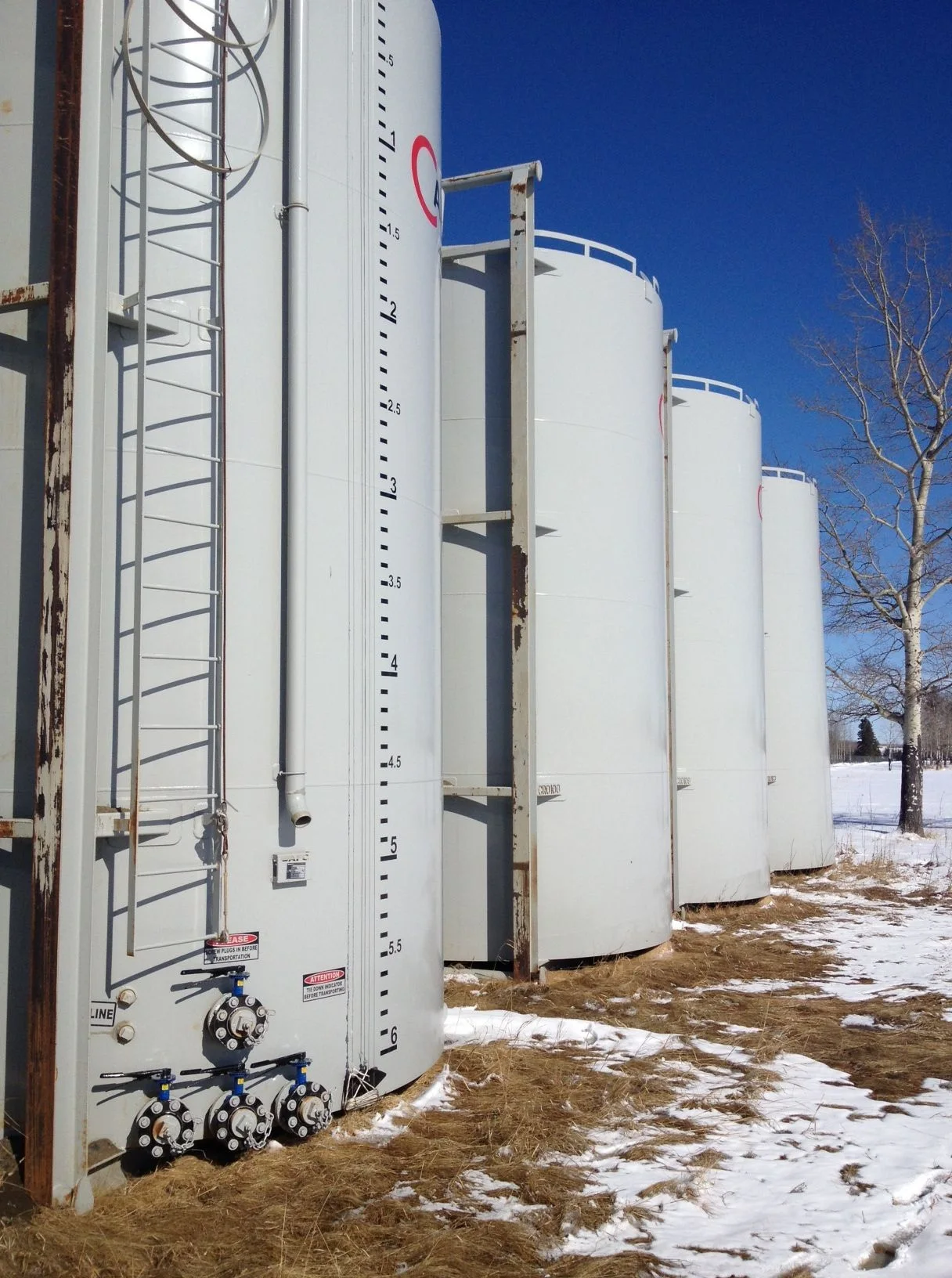 Lightly Used 400 BBL Frac Tanks — primary product image