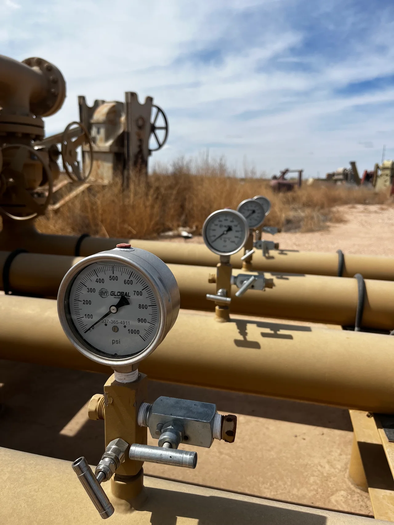 Skid-Mounted High-Pressure Valve Manifold for Oil and Gas Applications — product image 2 of 3