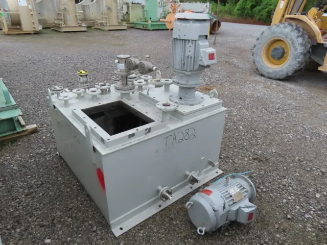 Custom Hydraulic Power Unit TA282 with 5HP Motor and Immersion Heaters — product image 3 of 10