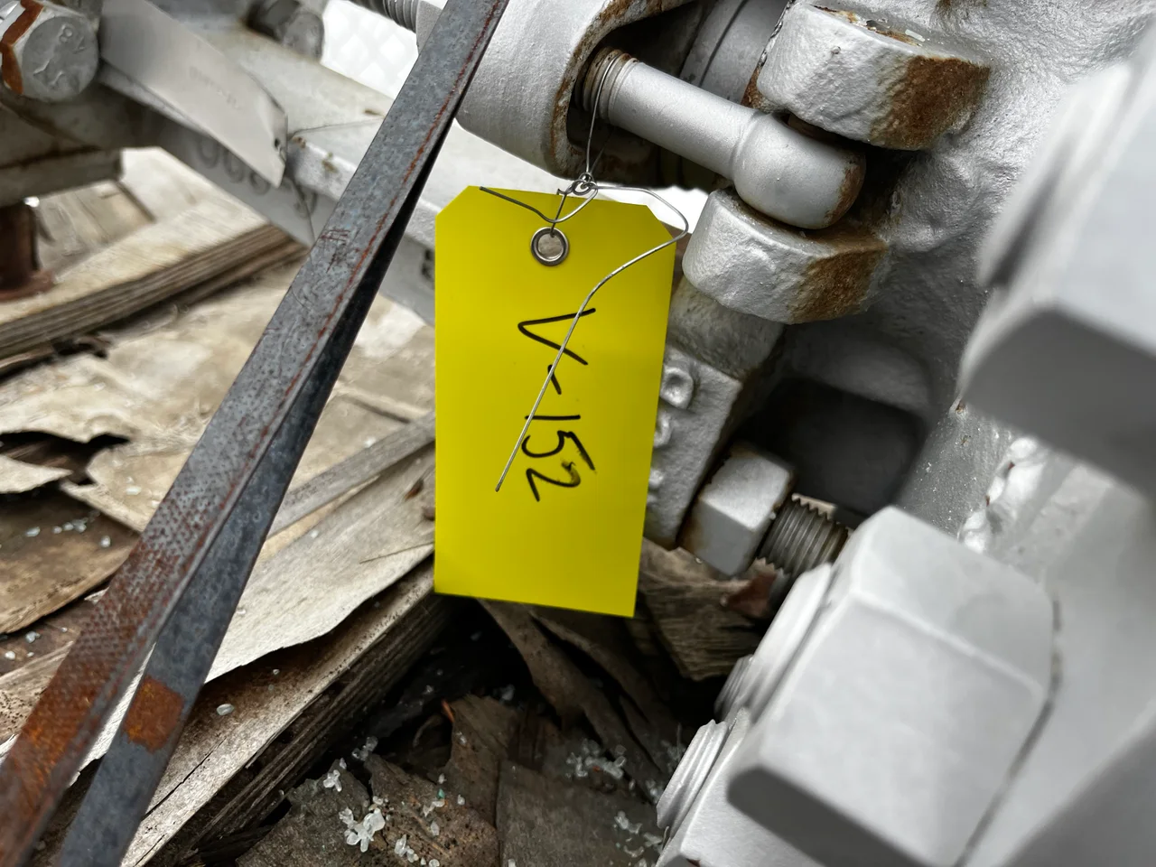 Velan 6 Inch Class 900 Bolted Bonnet Gate Valve — product image 2 of 3