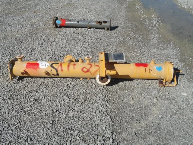 Hurst Oilfield Vertical Pressure Vessel 8.6" OD x 6'-10" — product image 8 of 9