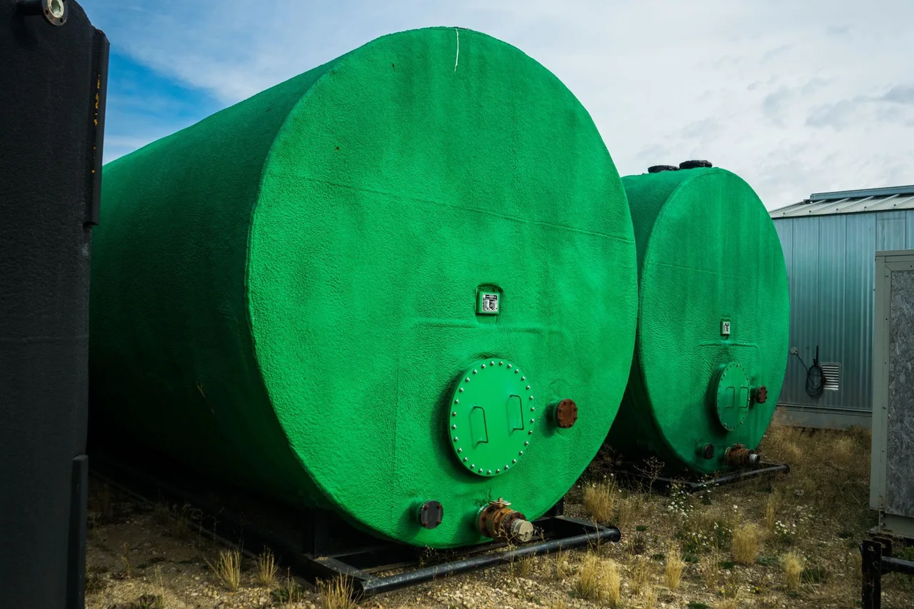 750 BBL Insulated Storage Tank — primary product image