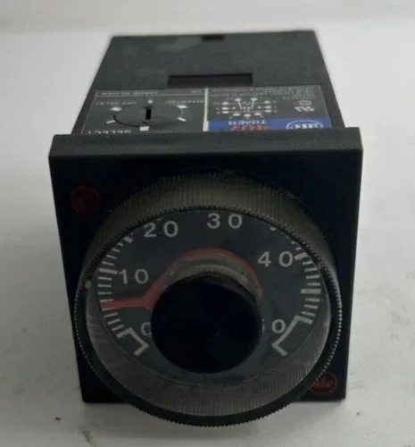 ATC Series 407 Multifunction Timer 407A500F3X 24-240VAC — product image 3 of 4