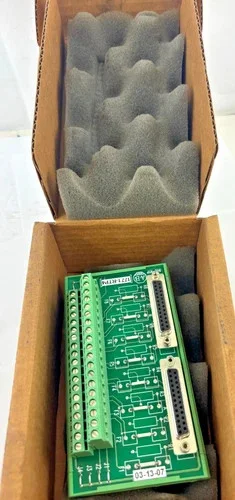 Allen-Bradley 1771-RTP4 Remote Termination Panel Series A — product image 2 of 6