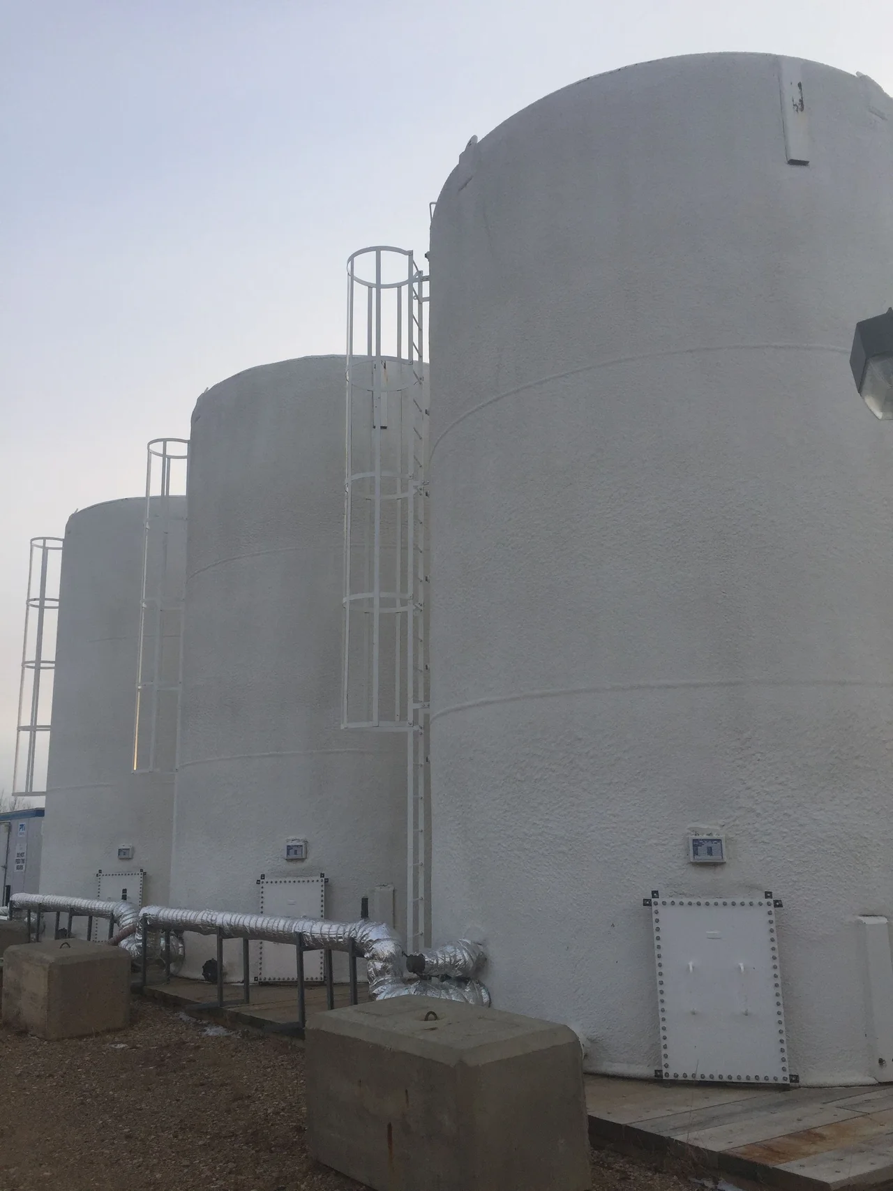750 BBL Water Storage & Sewage Tanks — primary product image