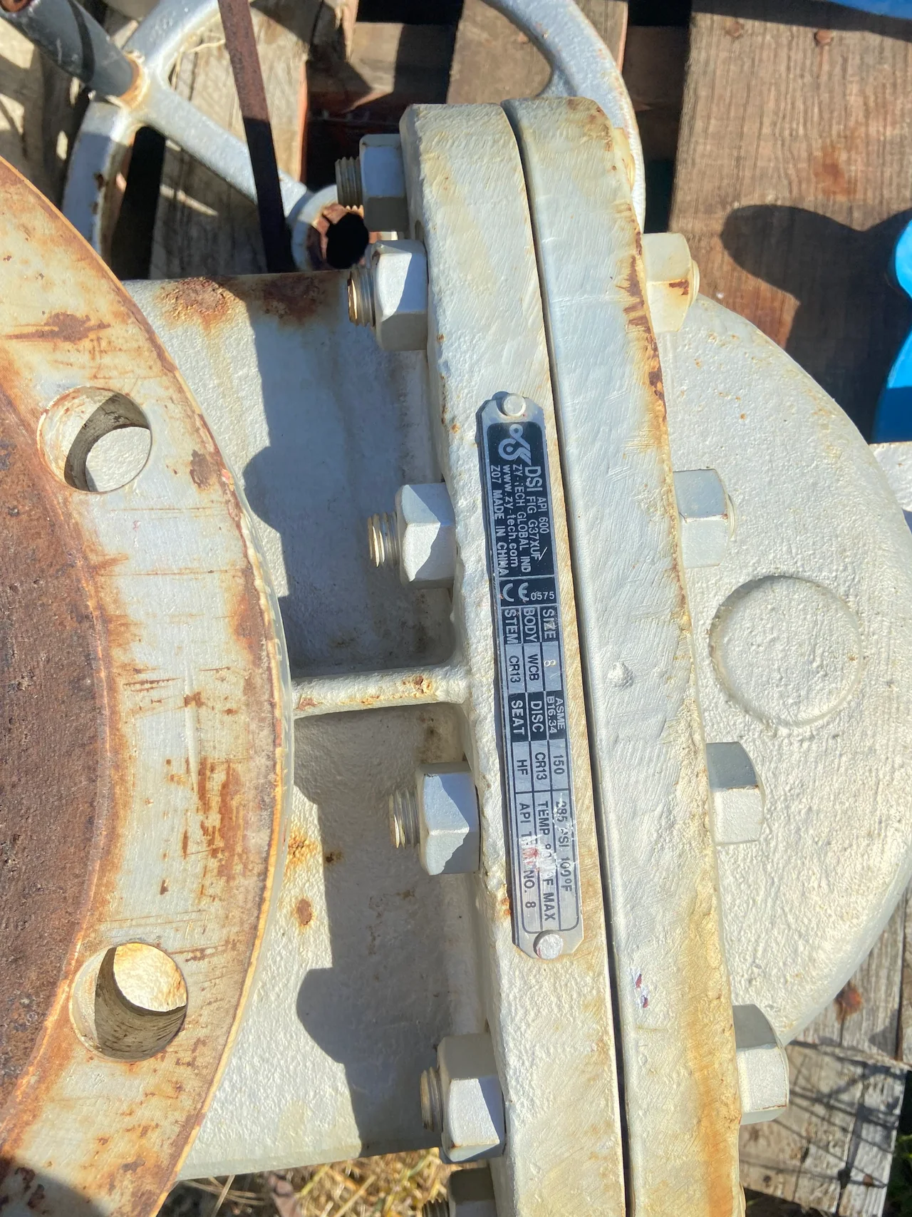 Zy-Tech Global Industries 8-Inch Class 150 Gate Valve Model G37XUD with BG107 Gear Operator — product image 2 of 4