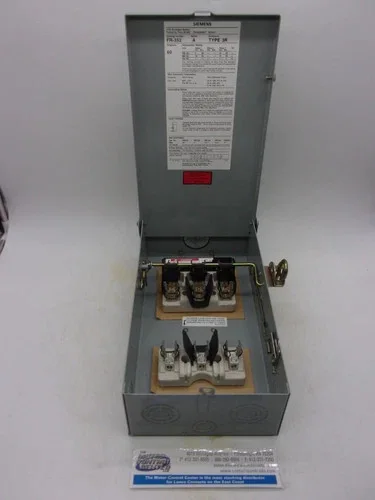 Siemens Heavy Duty Safety Switch FR352 60A 600VAC 3-Pole NEMA 3R — product image 2 of 7