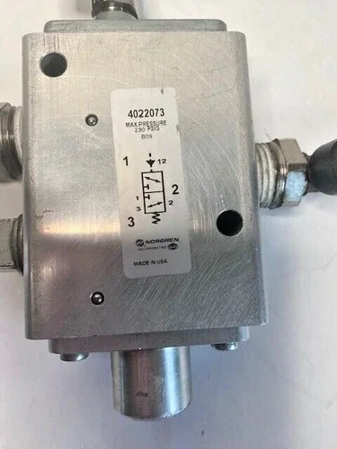 Norgren 4022073 Spring Return Pneumatic Solenoid Valve 3/8" NPT — product image 2 of 4