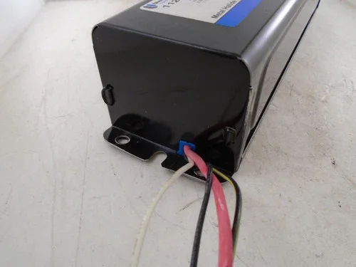 Universal Lighting Technologies 11210506CTC Metal Halide Lamp Ballast — product image 3 of 5