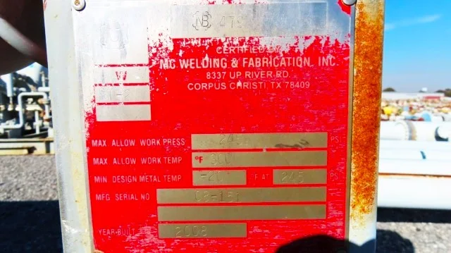 MC Welding & Fabrication Vertical Pressure Vessel 10.75in x 3ft3in — product image 5 of 10