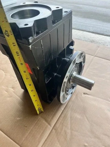 Lenze GKR06-2S VAK-14LC15 Bevel Gearbox — primary product image