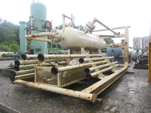 Titan Vertical Sand Separator 24" x 7'6" — primary product image