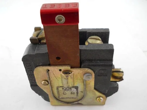 Square D Class 9065 Type ARO-IR Overload Relay — product image 4 of 6
