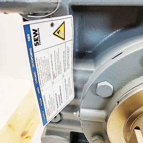SEW-Eurodrive MC3RVSF05 Helical Gear Reducer 70:1 Ratio — product image 5 of 10
