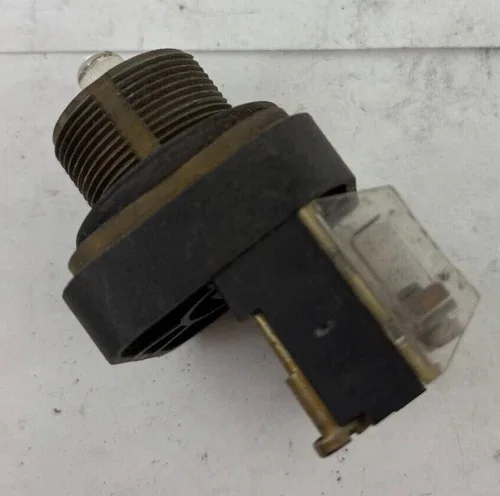 Allen-Bradley 800T-R20 Red Pilot Light — product image 3 of 6