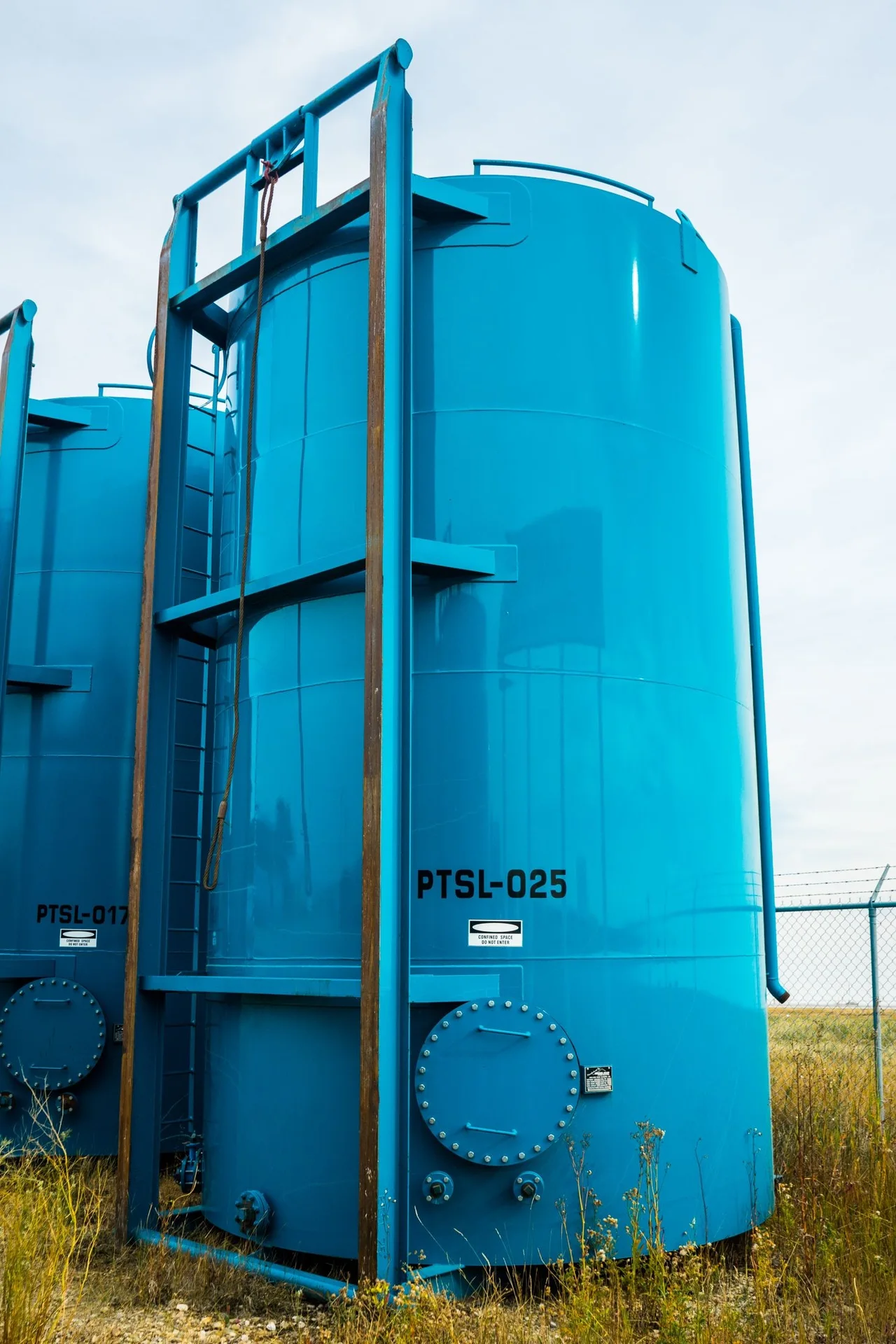 400 BBL Lightly Used Tanks — product image 4 of 6