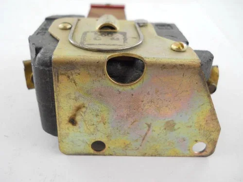Square D Class 9065 Type ARO-IR Overload Relay — product image 6 of 6