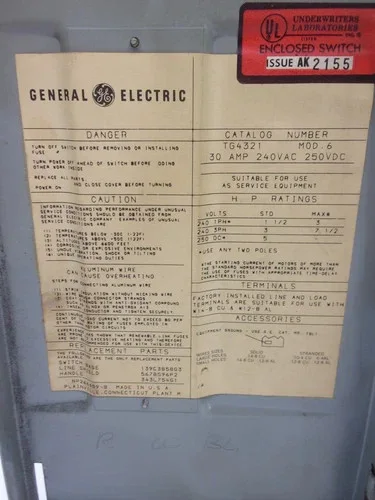 General Electric TG4321 General Duty Fusible Safety Switch — product image 3 of 8