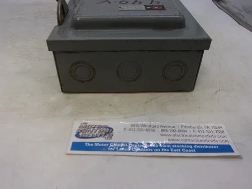 Cutler-Hammer DH361 Heavy Duty Safety Switch, 30A, 600V, 3 Pole, Fusible, NEMA 1 — product image 7 of 7