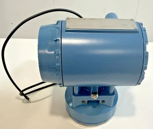 Rosemount 8732E Magnetic Flowmeter Transmitter 8732EMR2A1M4 — product image 7 of 11