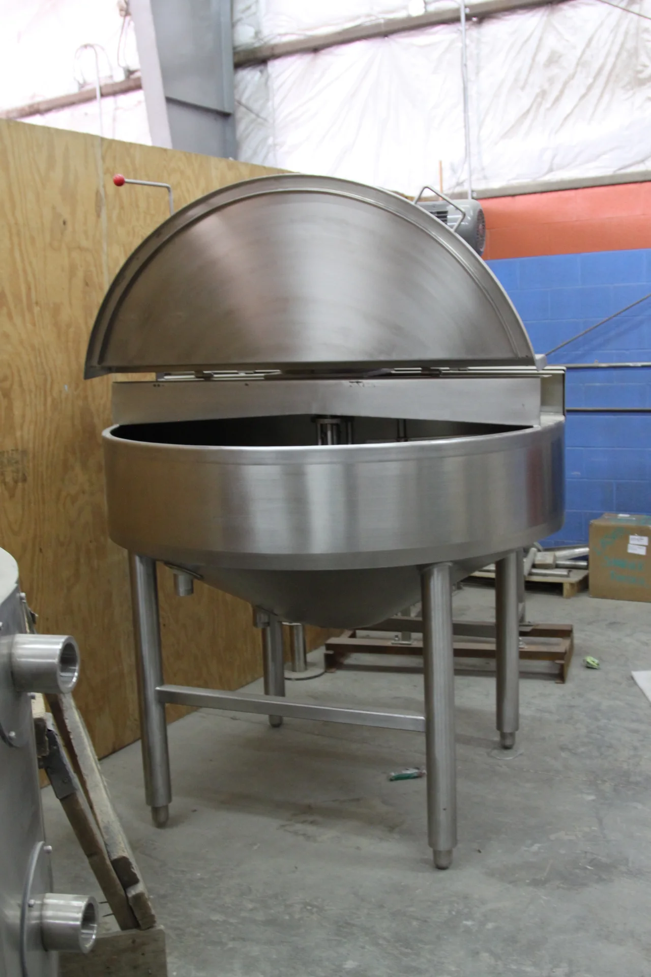 100 Gal Jacketed Cook & Cool Tank — primary product image