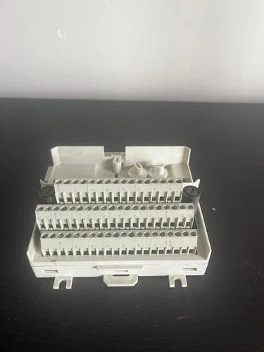 ABB TU839 Extended Module Termination Unit 8 Channel I/O 3BSE046966R1 — primary product image