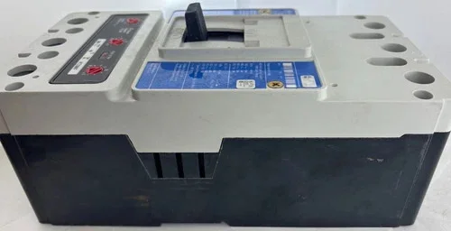 Cutler-Hammer KDB3400 Circuit Breaker Frame with KT3300T 300A Trip Unit — product image 2 of 5