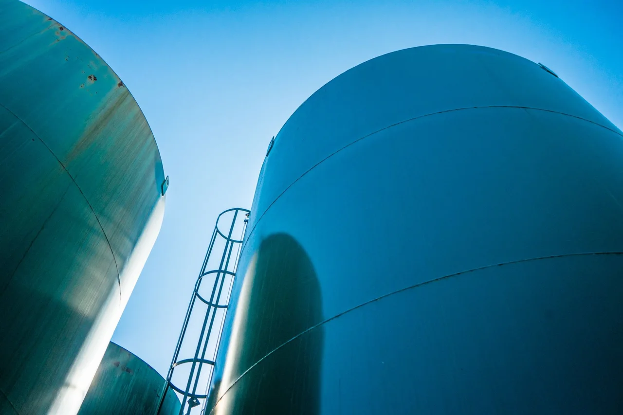 750 BBL Hot Pass Storage Tanks — product image 2 of 6