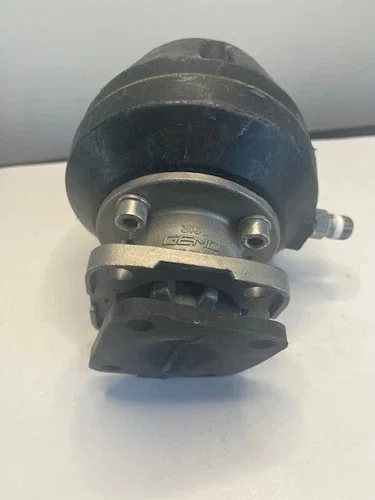 GEMÜ 687 Pneumatic Diaphragm Valve Actuator with 316L Stainless Steel Spacer — product image 3 of 5