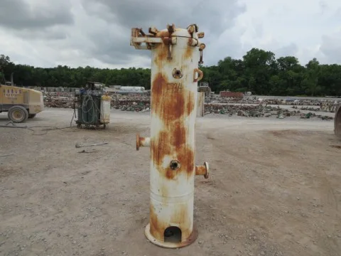 KMI Fabricators Vertical Cartridge Filter Vessel 20" x 5' — product image 11 of 13