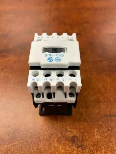 Tianshui GSC1-1810 3-Pole AC Contactor with 1 NO Auxiliary Contact — product image 4 of 7