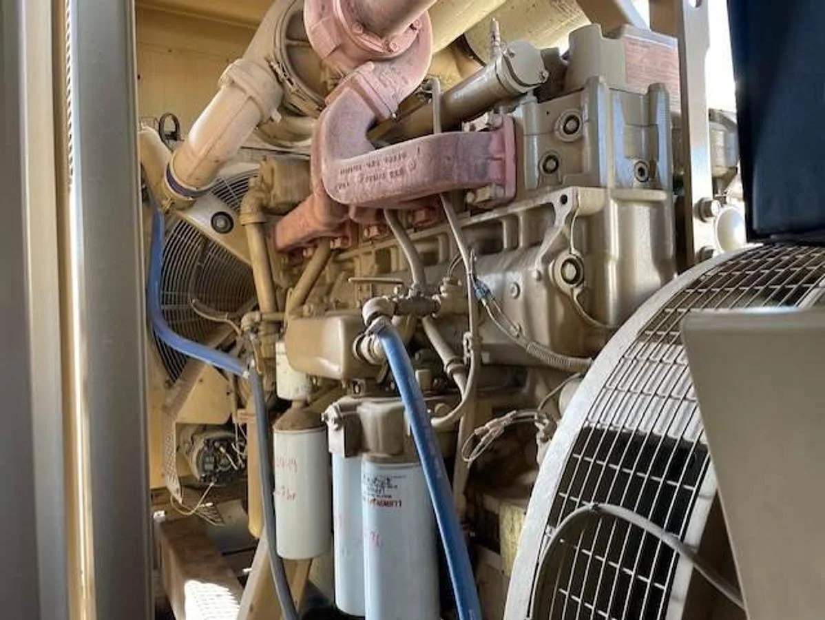 Katolight D1250FRY4 1250 kW Standby Diesel Generator Set — product image 4 of 9