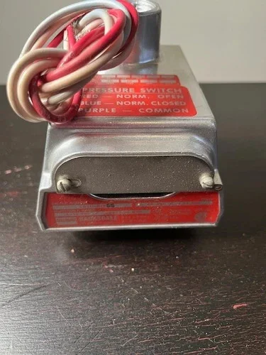 Barksdale D1H-H18SS Diaphragm Pressure Switch — product image 4 of 6