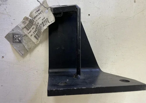 International Trucks Mounting Bracket 3547881C1 — primary product image