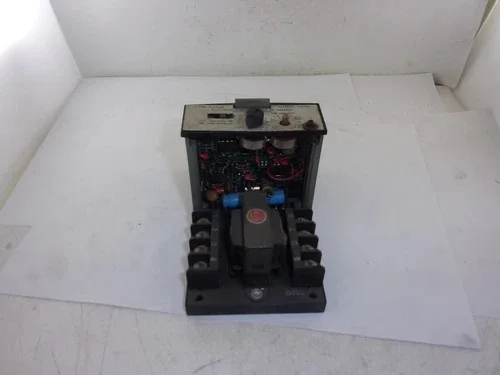 Allen Bradley/ECA 22DJ4-4000 Photo Switch Control Module — product image 2 of 4