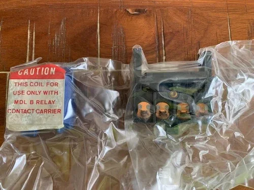 Honeywell Micro Switch RYZ1D Compact Industrial Relay with 480V Coil and 4 N.O. Contacts — product image 4 of 5