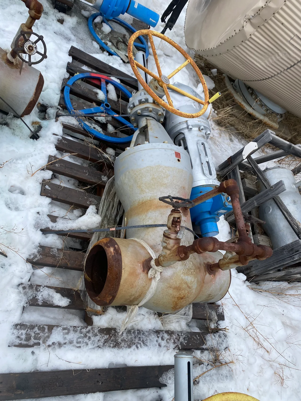 William E. Williams Class 1500 1 Inch Y-Globe Valve — product image 2 of 5