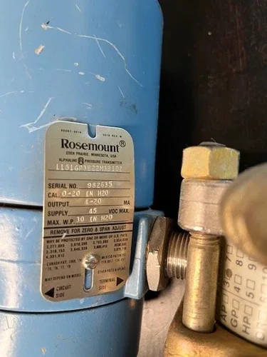 Rosemount 1151GP3E22M3B1D2 Gage Pressure Transmitter with Local Display — product image 4 of 5