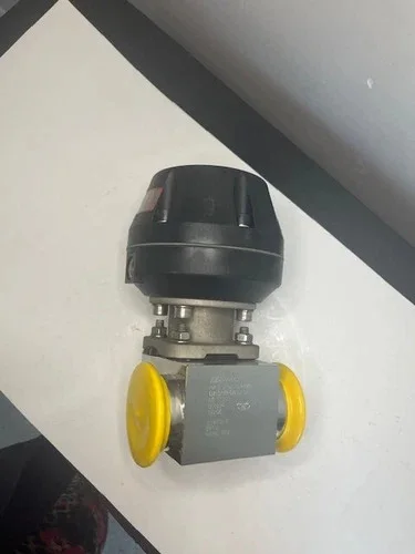 GEMÜ 687 Series 3-Way Diaphragm Valve 687015T8041171-050-80-1508 DN50 DN15 — primary product image