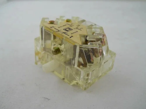 Square D 9001KA1 Heavy Duty Contact Block, 1NO-1NC — product image 3 of 4