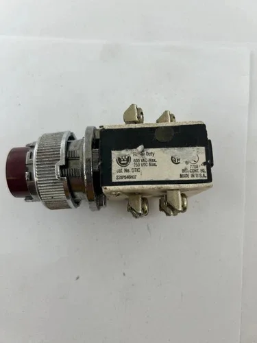 Westinghouse OTIC 228P846H07 Heavy Duty Red Push Button Switch — primary product image