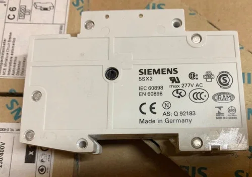Siemens 5SX2106-7 Miniature Circuit Breaker 6A — primary product image