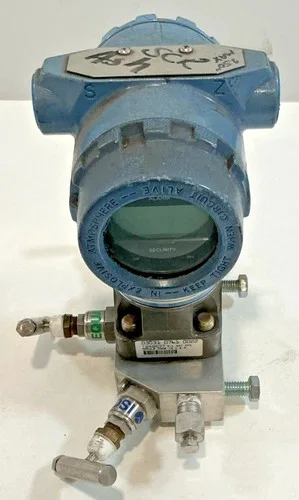 Rosemount 3051CG2A02A1AS5M5 Coplanar Gage Pressure Transmitter with Integral Manifold — product image 3 of 6