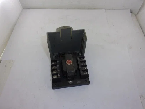 Electronics Corporation of America 60-1600 Photoswitch Base 120V 50/60Hz — product image 2 of 3