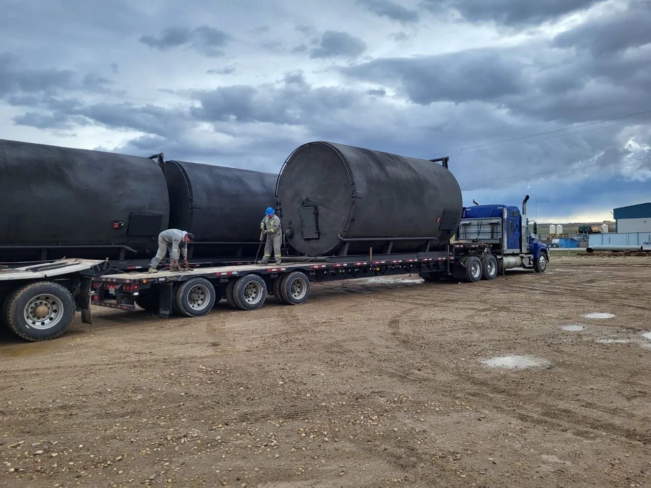 Fully Refurbished 400 BBL Insulated Tanks — primary product image
