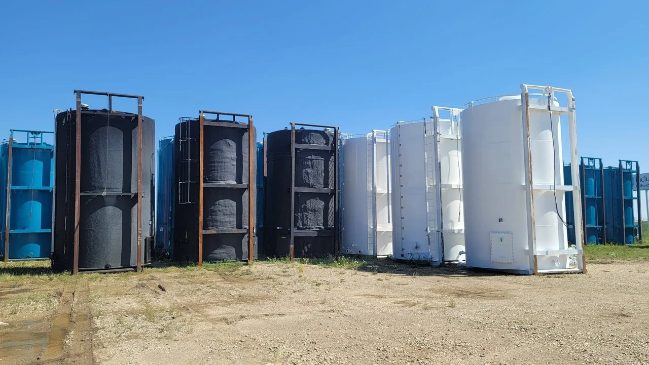 400 BBL Refurbished Storage Tanks — product image 3 of 6