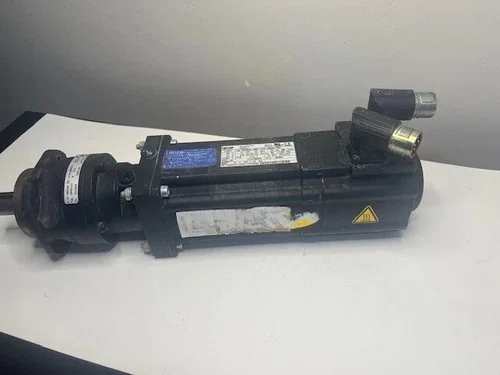 Lenze MCS 09H41-RS0P1-A14N-ST5800N-R0SU Synchronous Servo Motor with Vogel MPRN 01 Planetary Gearbox, 1.6 kW (2.15 HP) — product image 6 of 6