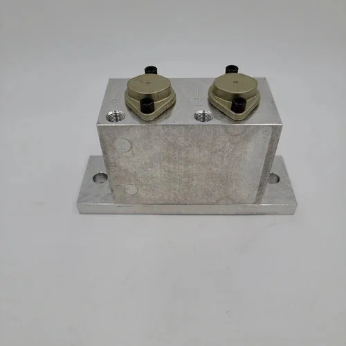 ROSS Pneumatic Directional Valve 2755A4900 — product image 2 of 10