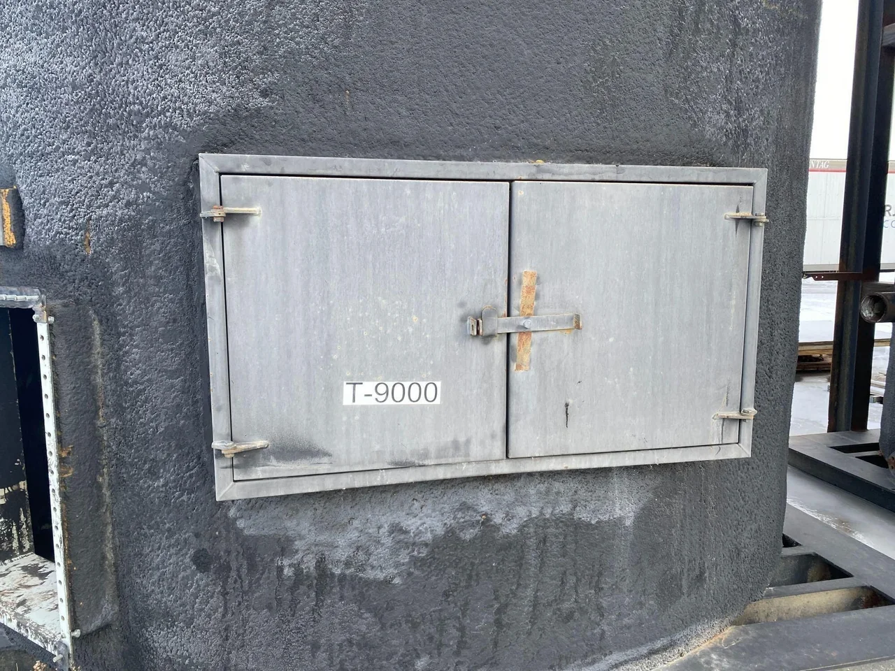 400 BBL Insulated Storage Tanks — product image 4 of 6