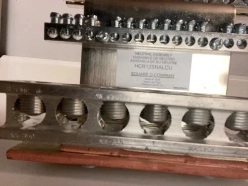 Schneider Electric Square D HCR12SNALCU Horizontal Copper Neutral Assembly — product image 3 of 4